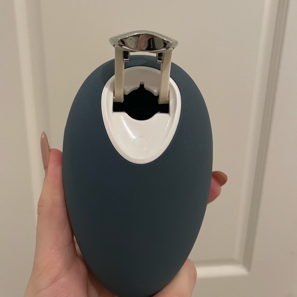 Droplette Device with TWO 30 day collagen capsules - Picture 5 of 13